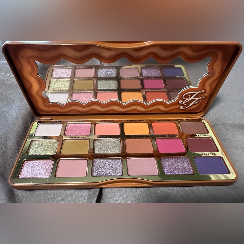 Too Faced Pumpkin Spice Palette